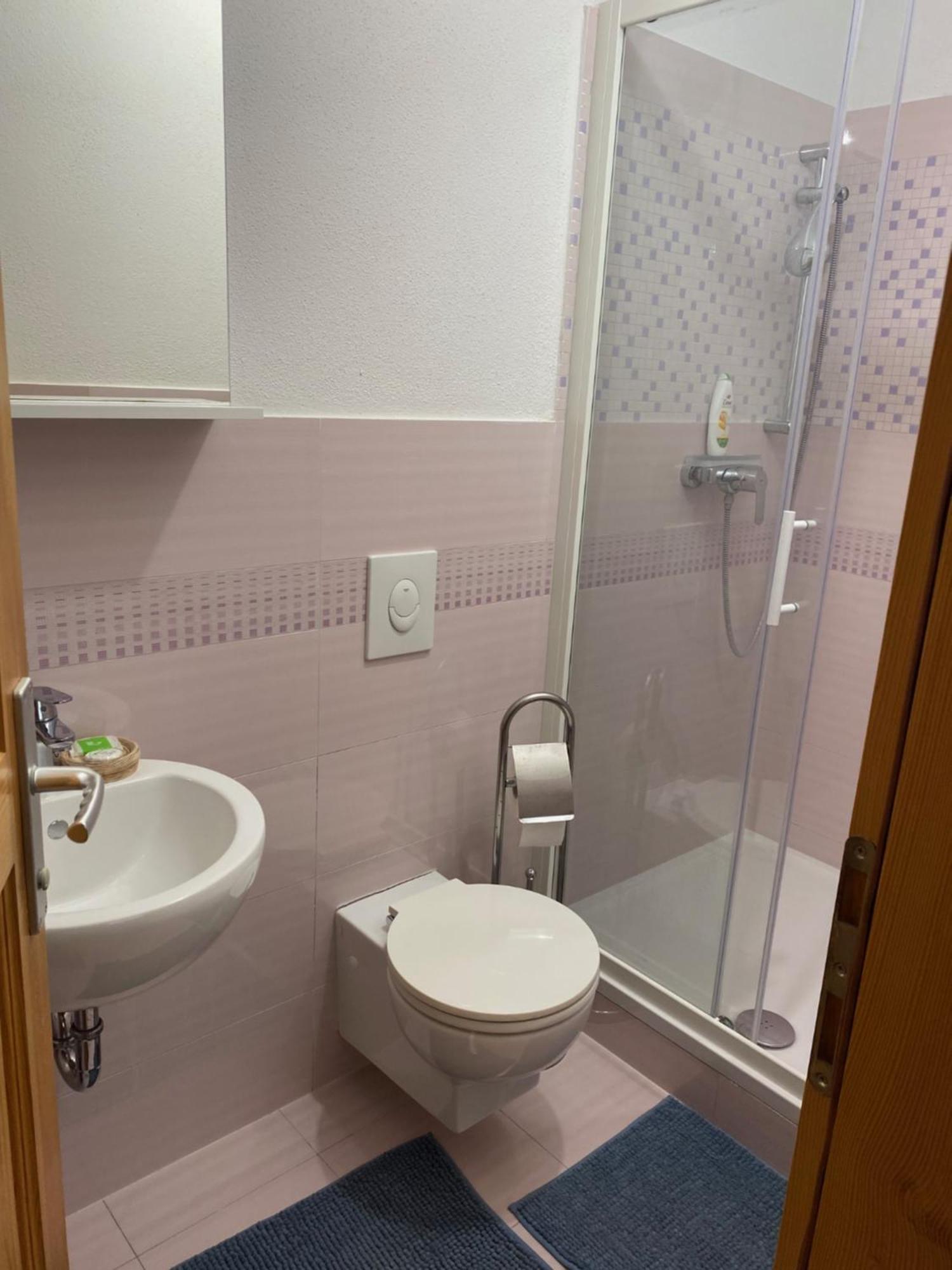 Atlantis Home Kulen Vakuf Dış mekan fotoğraf